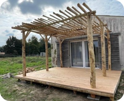 image illustrant une terrasse en bois en douglas